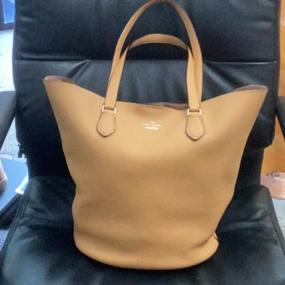 Kate Spade Jackson Street Kristine Bucket Tan Leather Tote
